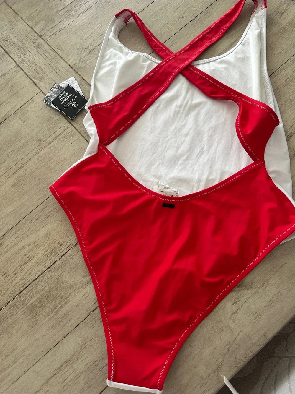 Volcom nwt stone
